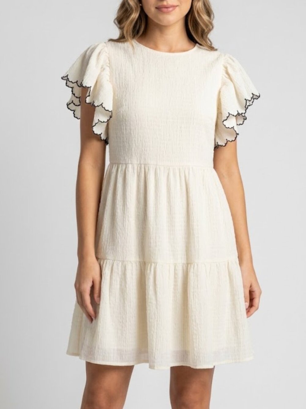 Who What Wear Ivory Crinkle Tiered Flutter Sleeve Mini Dress Size XS